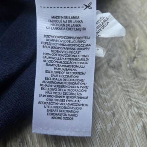 Abercrombie & Fitch  snowflake fair isle sweater beige cream tight fit like a sm - Picture 13 of 14